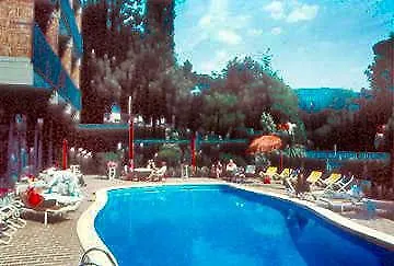 Hotel Cristallino & Suites Montecatini-Terme 4*,