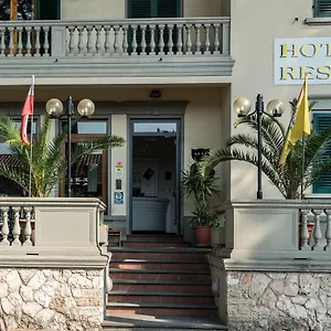 Hotel Resort Hotel